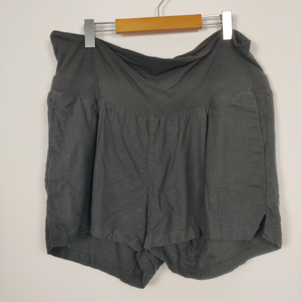 Old Navy Maternity Shorts in Black Size Large Linen Quiet Luxury Comfy
